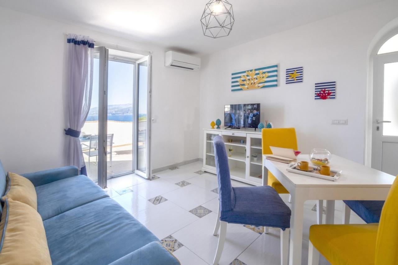 My Home Capri Seaview Екстериор снимка