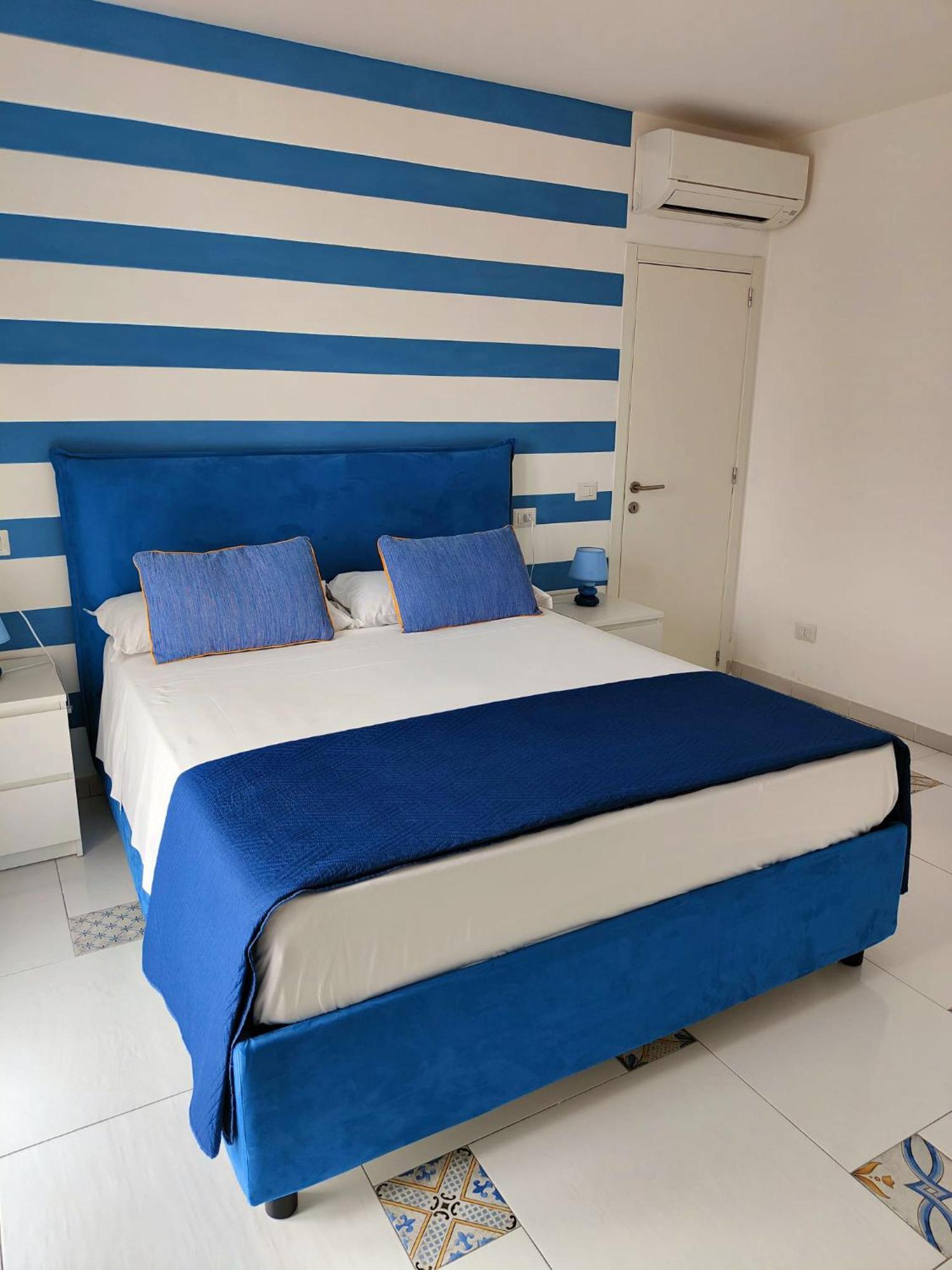 My Home Capri Seaview Екстериор снимка