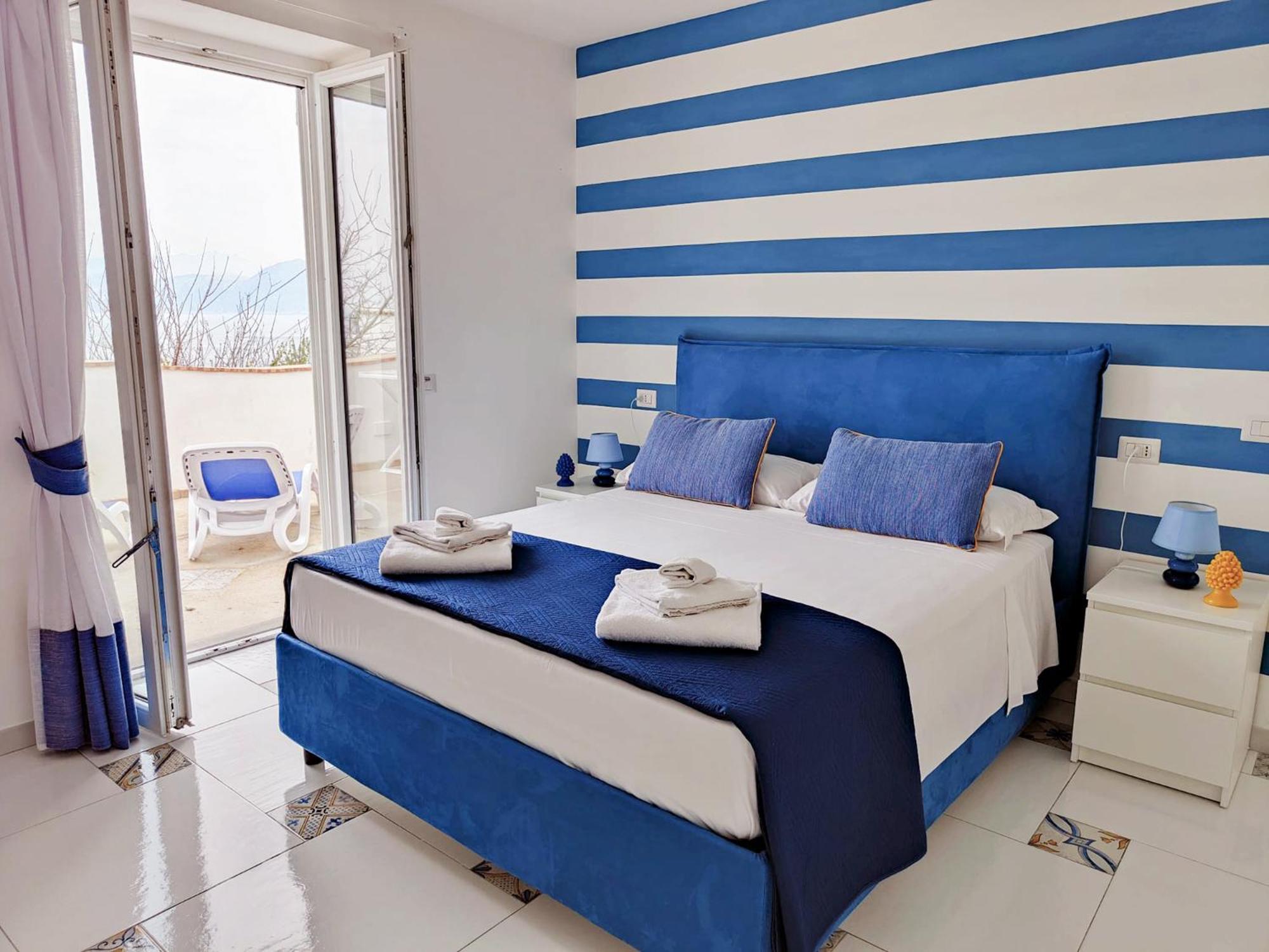 My Home Capri Seaview Екстериор снимка